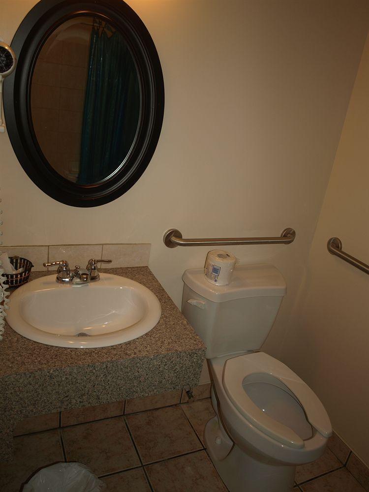 Econo Lodge Μόντρεαλ Εξωτερικό φωτογραφία
