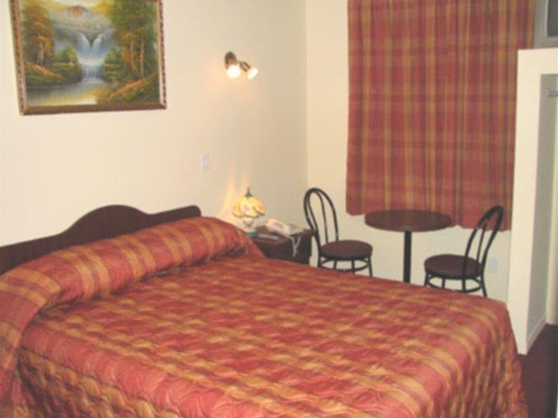 Econo Lodge Μόντρεαλ Δωμάτιο φωτογραφία