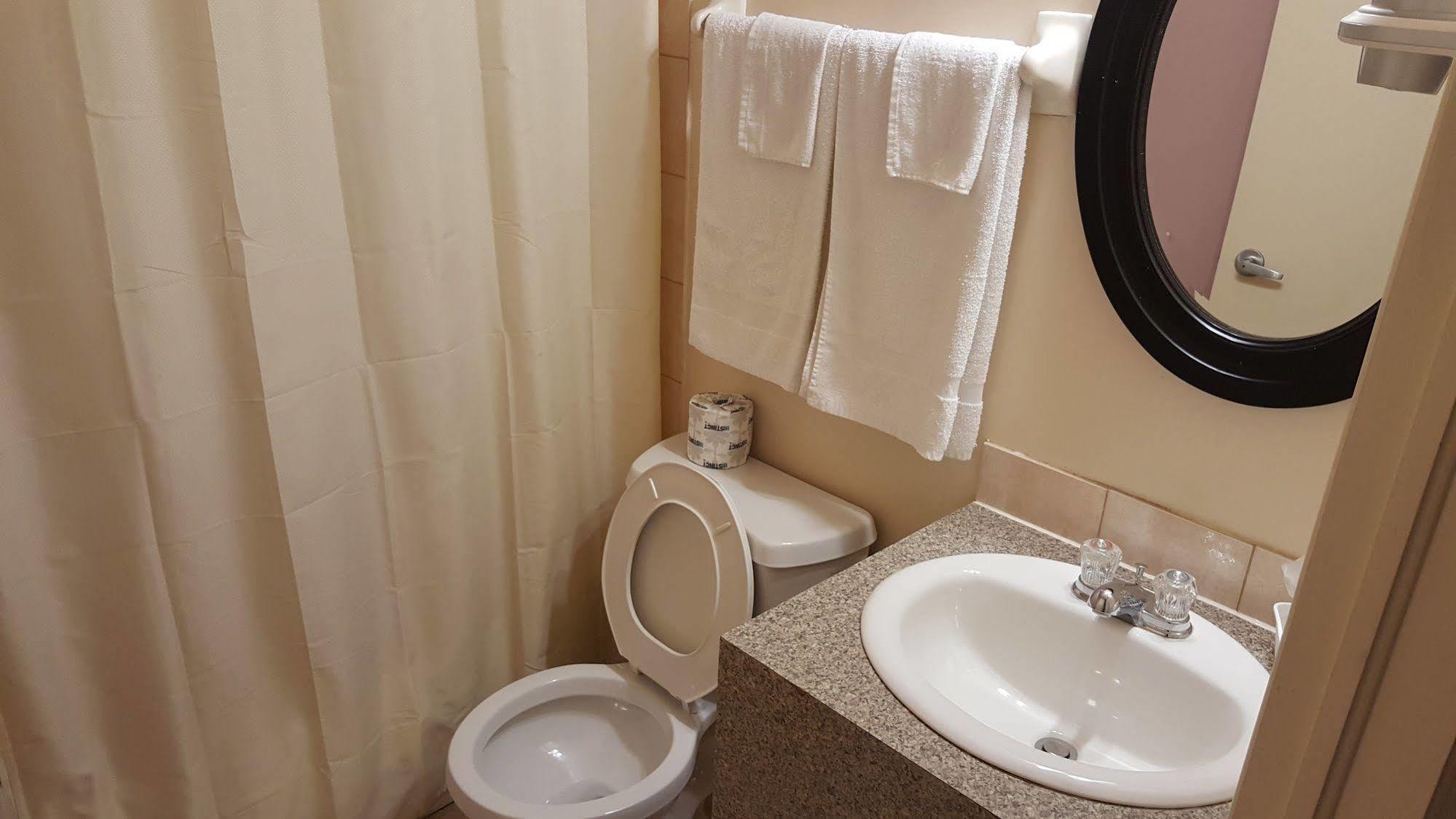 Econo Lodge Μόντρεαλ Εξωτερικό φωτογραφία